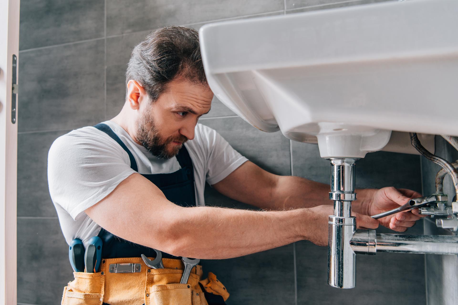Under-sink pipework