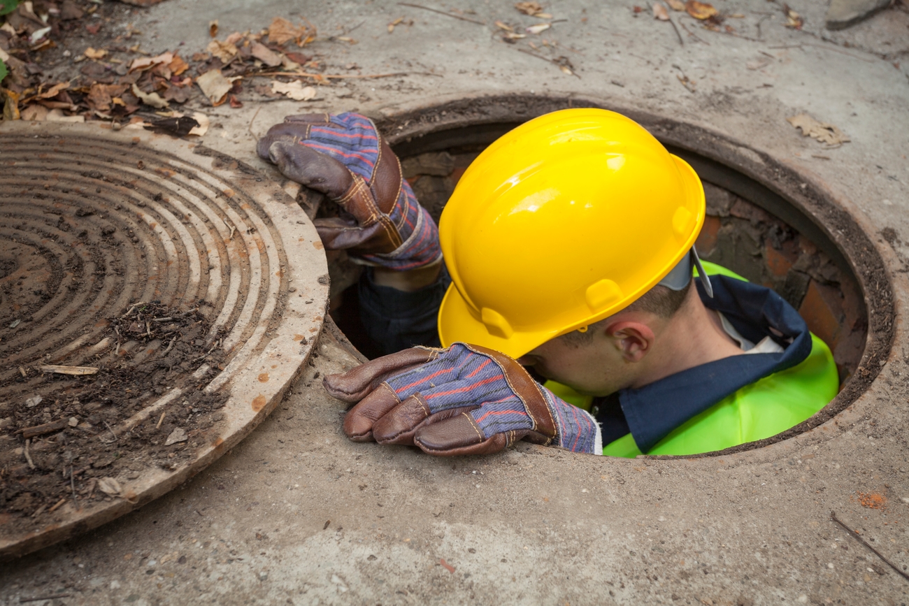 Sewer repair work in Seattle