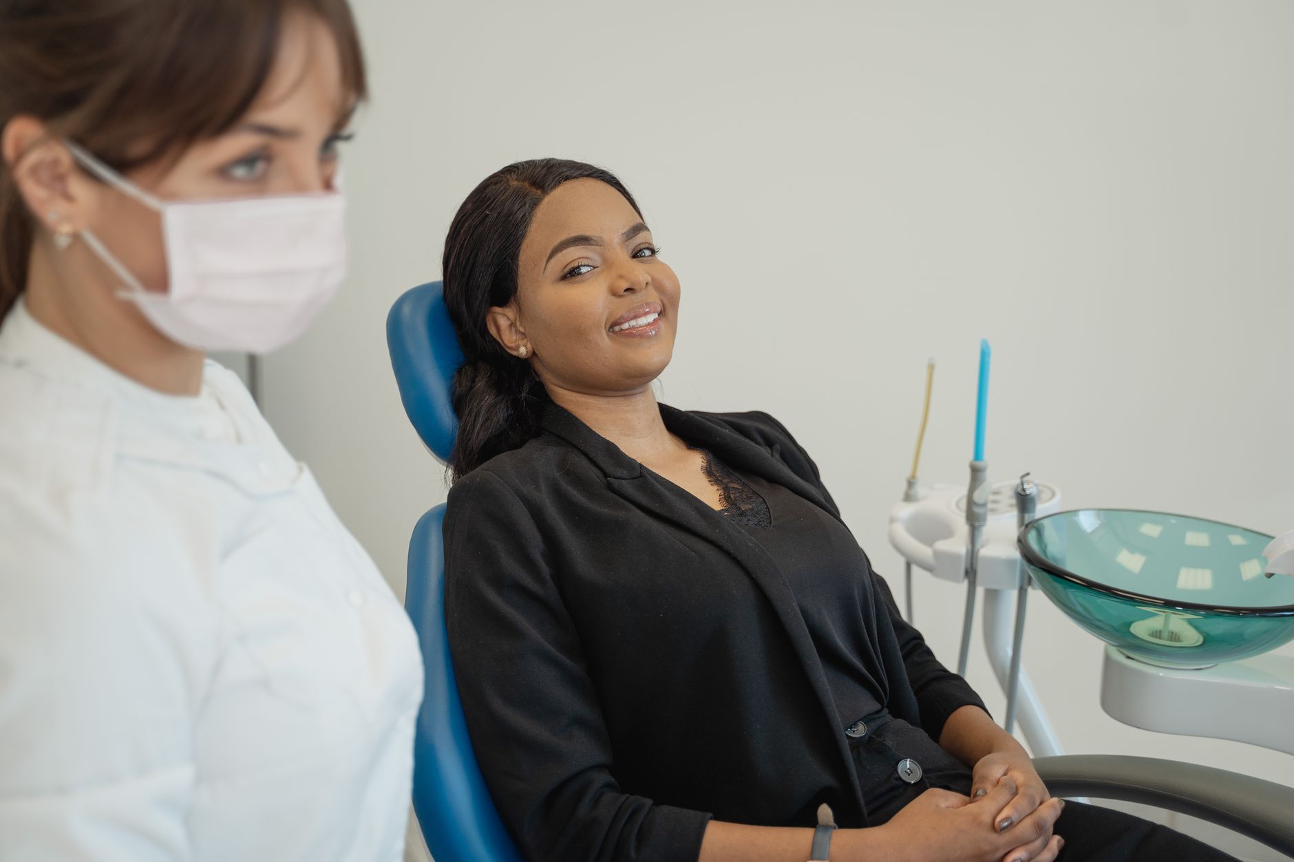 Sample illustration — stock photo, not the actual clinic