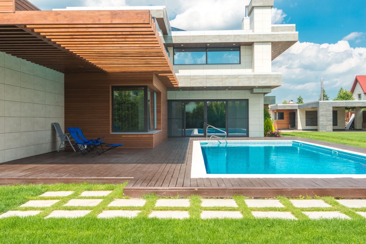 Pool and garden