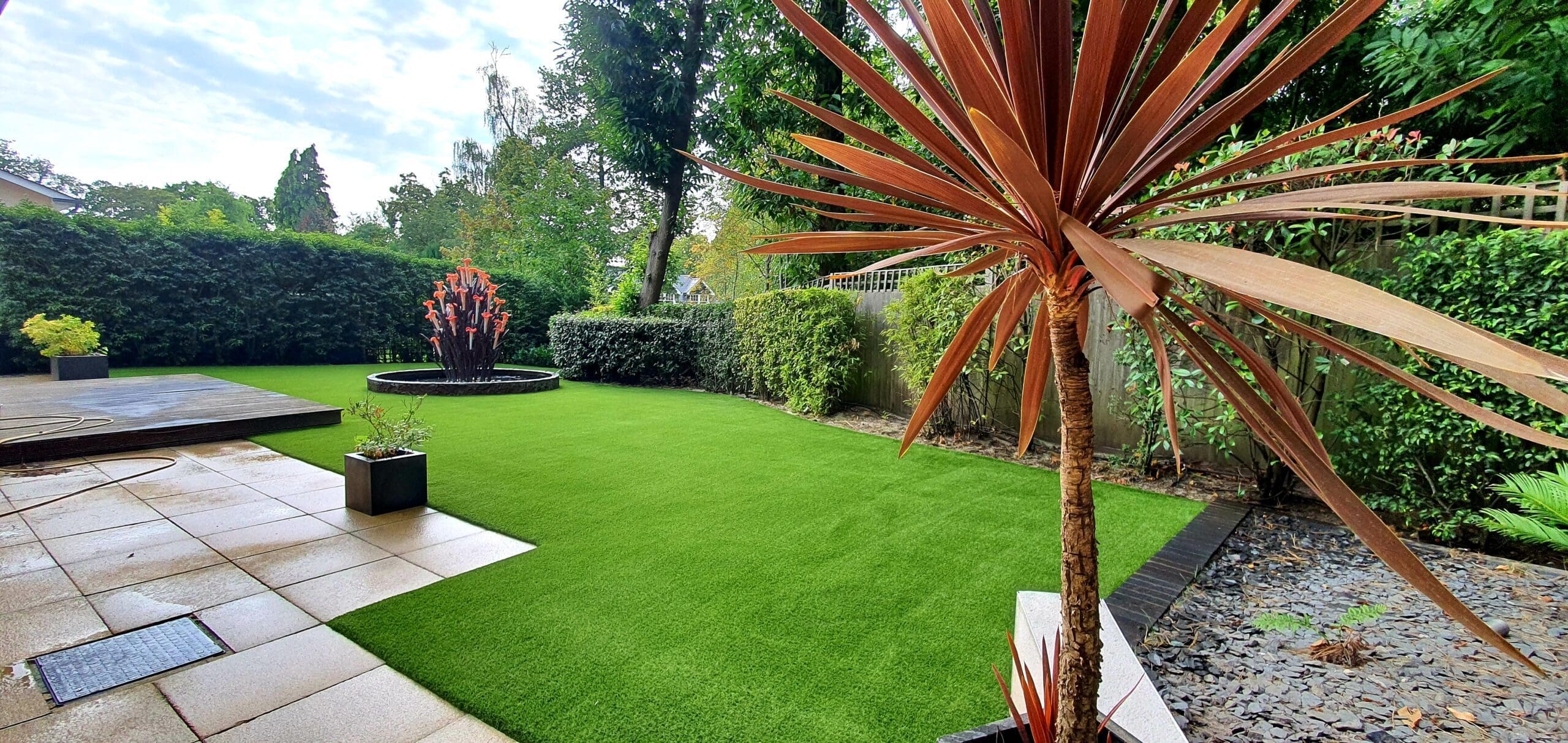 Artificial grass lawn