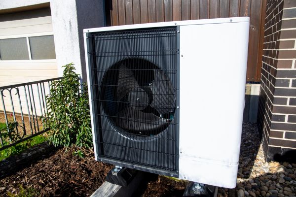 Heat pump unit serviced by LB Heating in Toronto