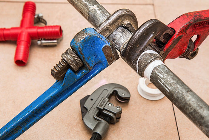 Pipe wrench photo used in style 04