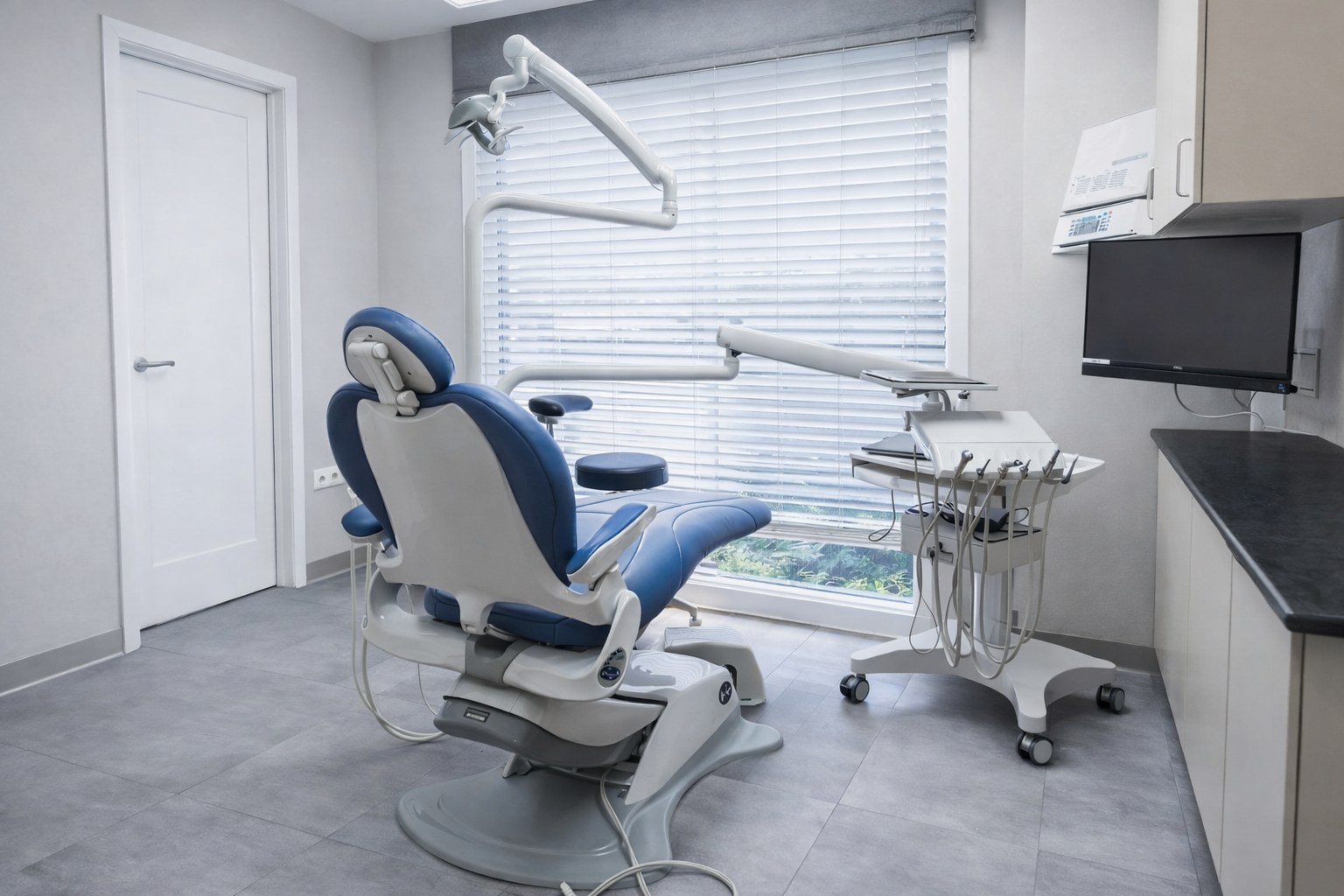 Dental treatment room