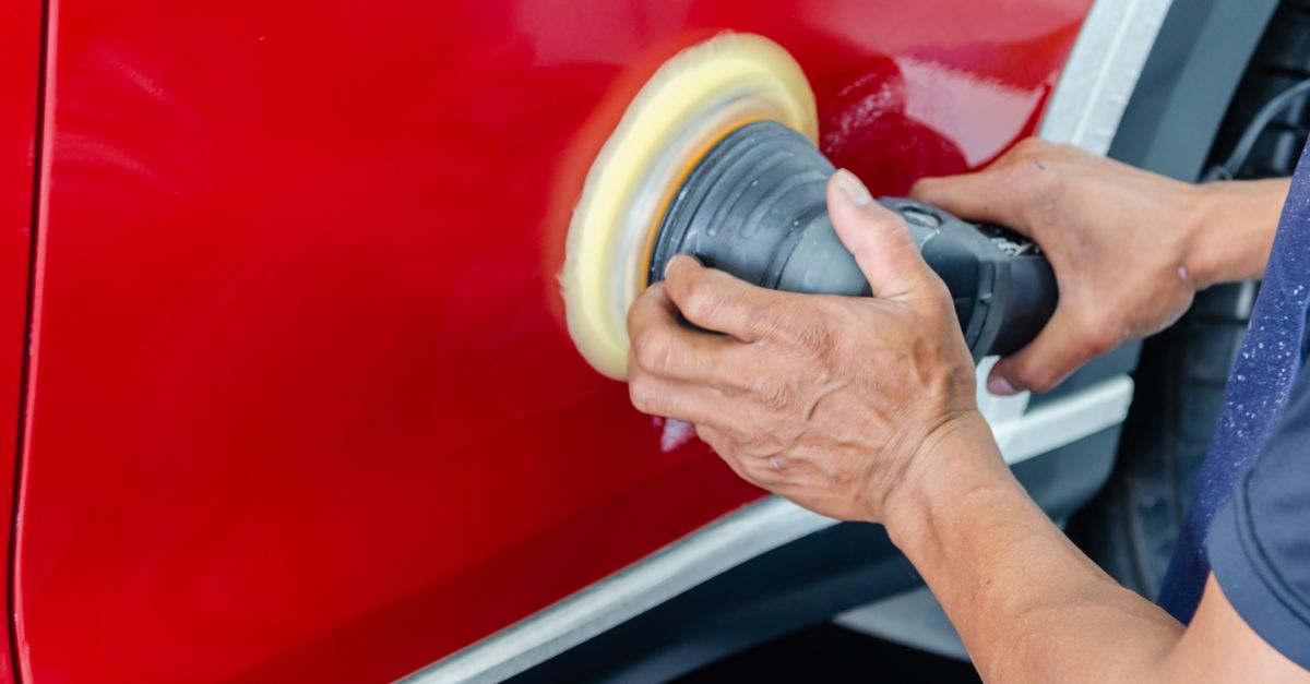 Machine polishing paintwork during correction