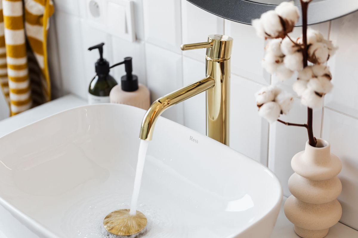 Tap and basin detail